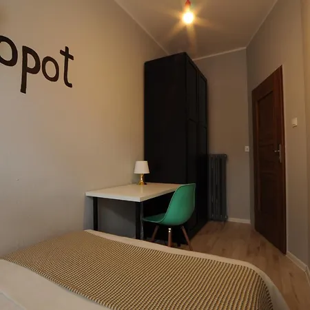 Apartmán Pokoje w Centrum Sopotu na parterze *