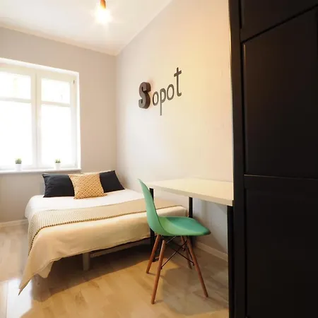 Apartmán Pokoje w Centrum Sopotu na parterze *